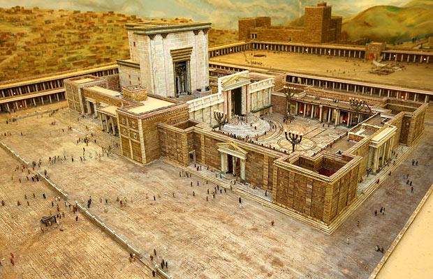 Did women work in the ancient temples?