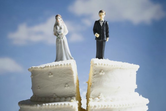 Wedding Cake Split in Half with Bride & Groom | Temple Divorce in the LDS Church | Impact of LDS Sealing Cancellation